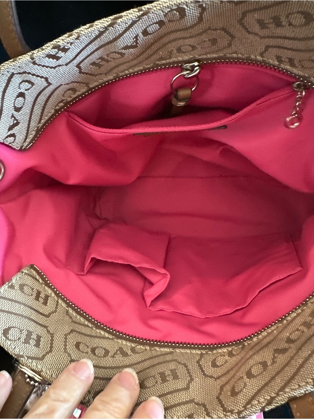 COACH #061 Lozengo Signature Tote with Pink Strip Accent - Picture 9 of 13